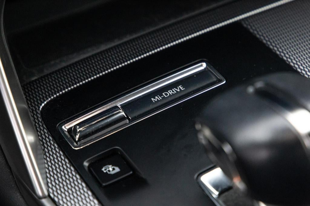 Mazda Cx-60 2.5 e-skyactiv phev homura stoelverwarming / carplay / dealer a