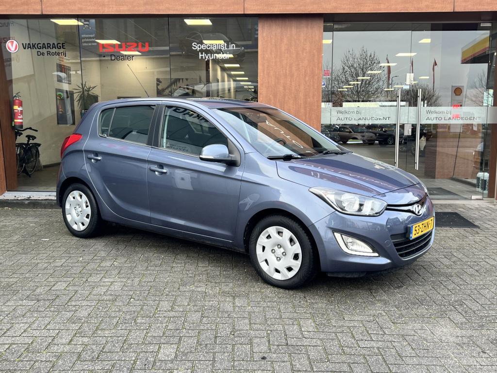 Hyundai I 20 1.4i i-motion | automaat | trekhaak | radio