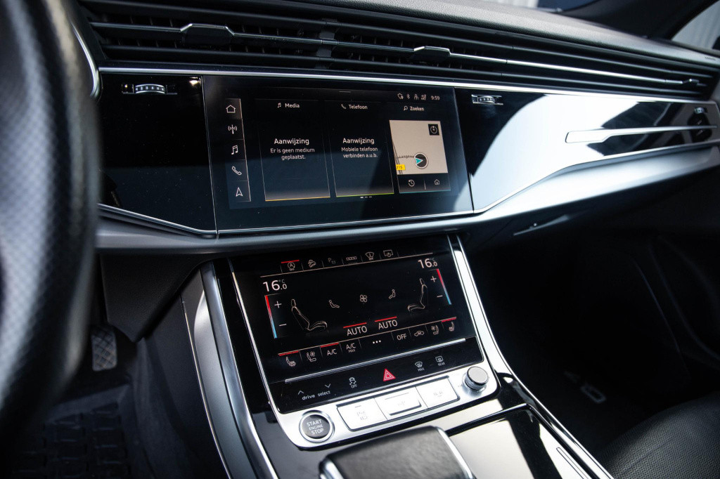 Audi Q7 sq7 s-line grijs kenteken 3x s-line / 360 camera / adaptive cruise 