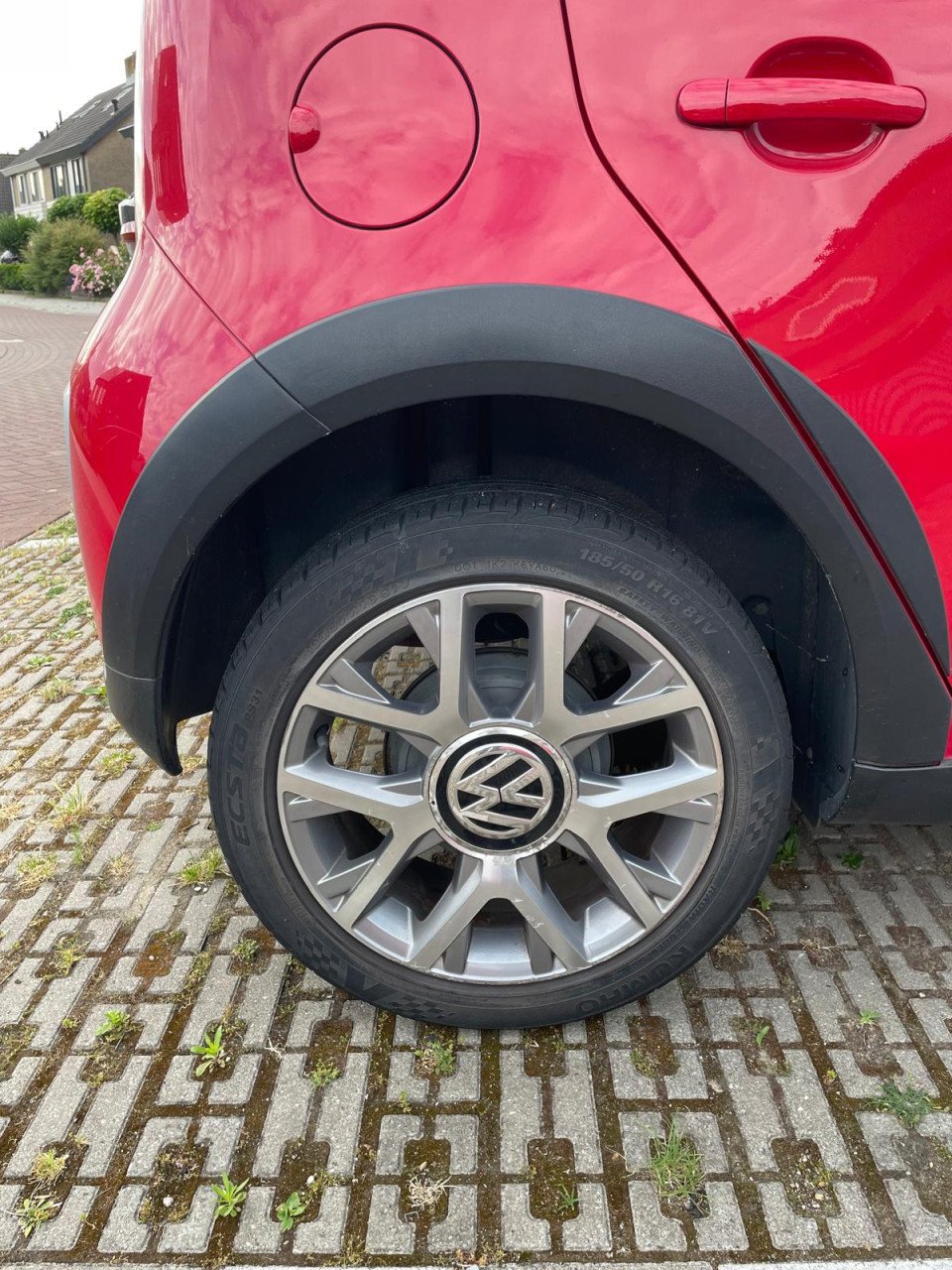 Volkswagen Up! 1.0 Cross Up! | Airco | Navi | 16 inch | boekjes | APK 2026