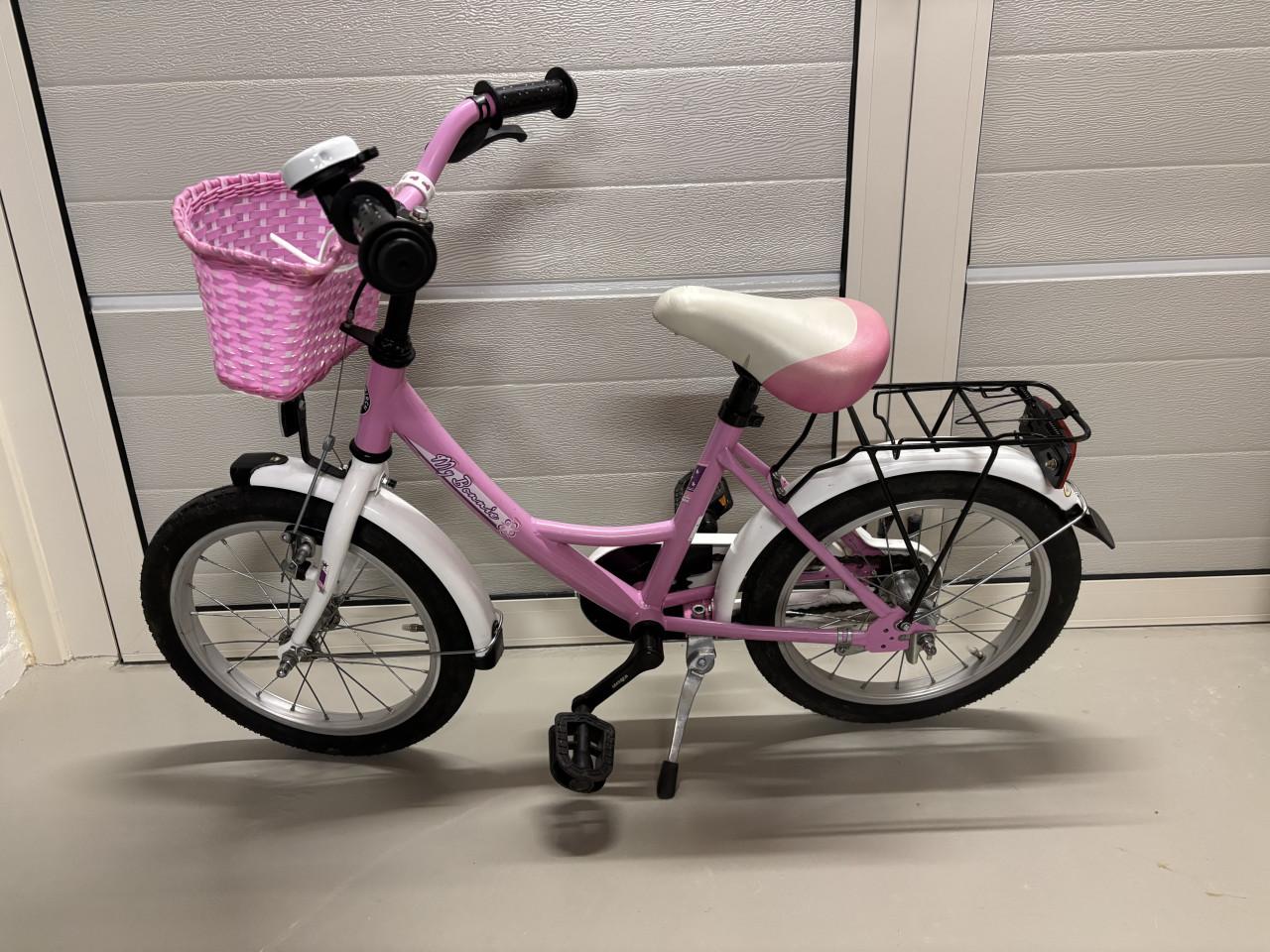 Mooie meisjesfiets 16 inch voor de leeftijd van 4-6 jaar.