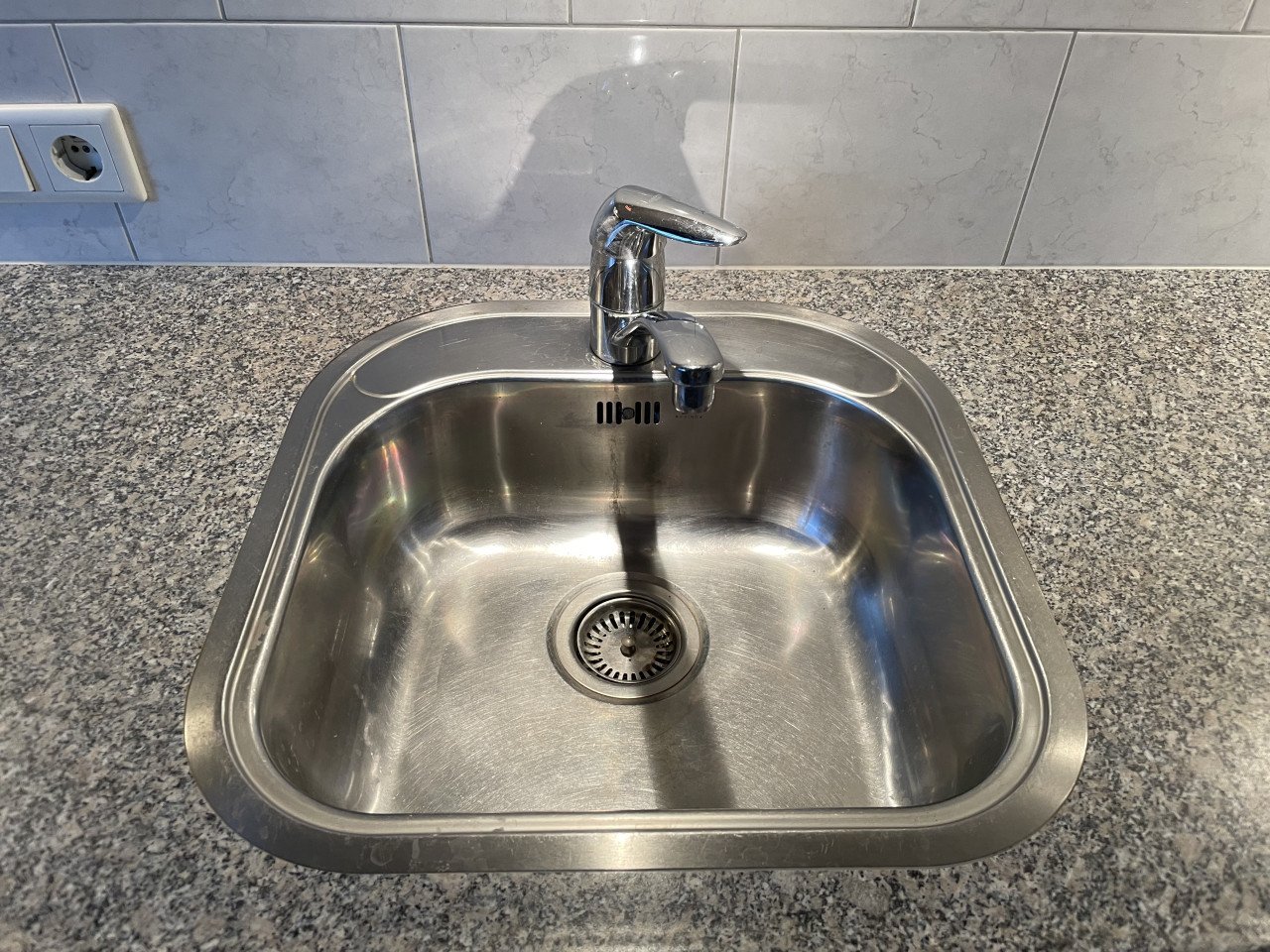 Te koop degelijke nette  L vormige  keuken