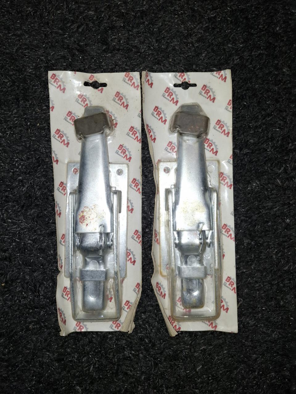 Set klepsluiting tbv aanhanger