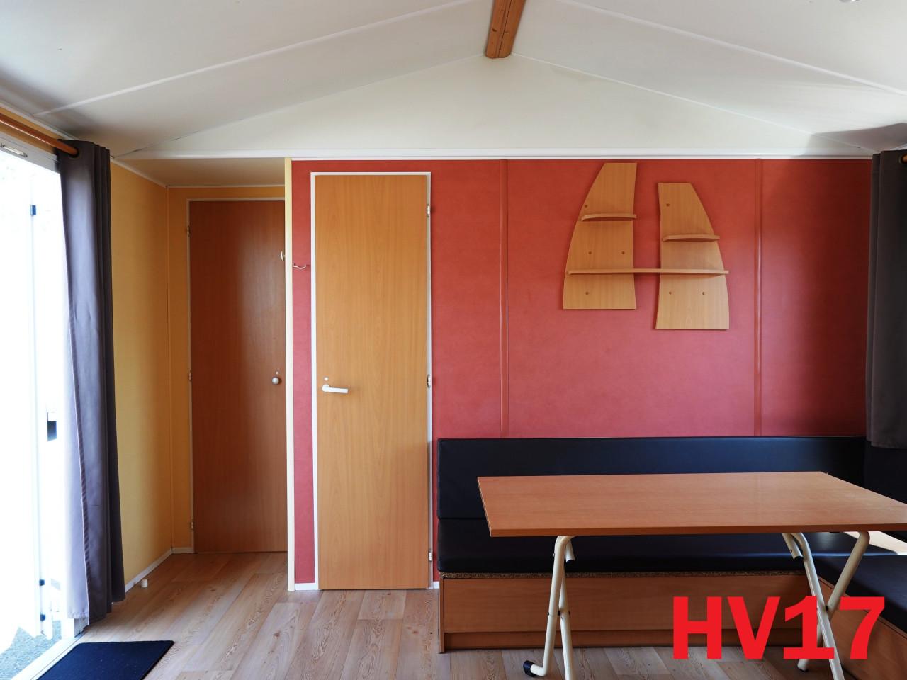 IRM chalets Super Titania met middenkamer dubbel glas 2 slk
