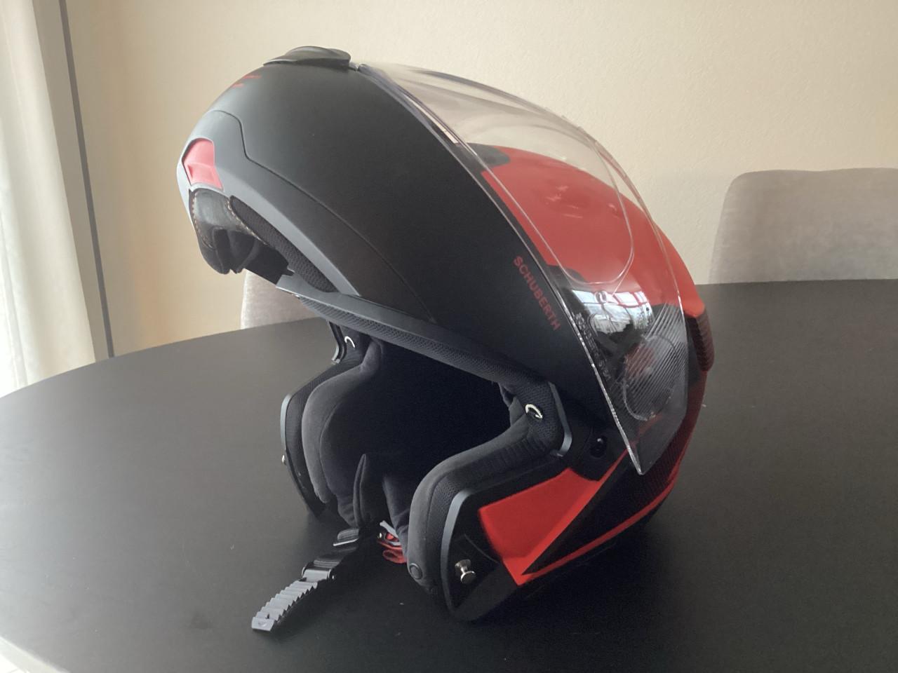 Schuberth C4