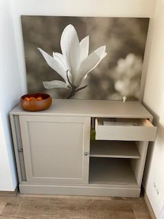 Ikea buffetkast massief grenen grijs beige