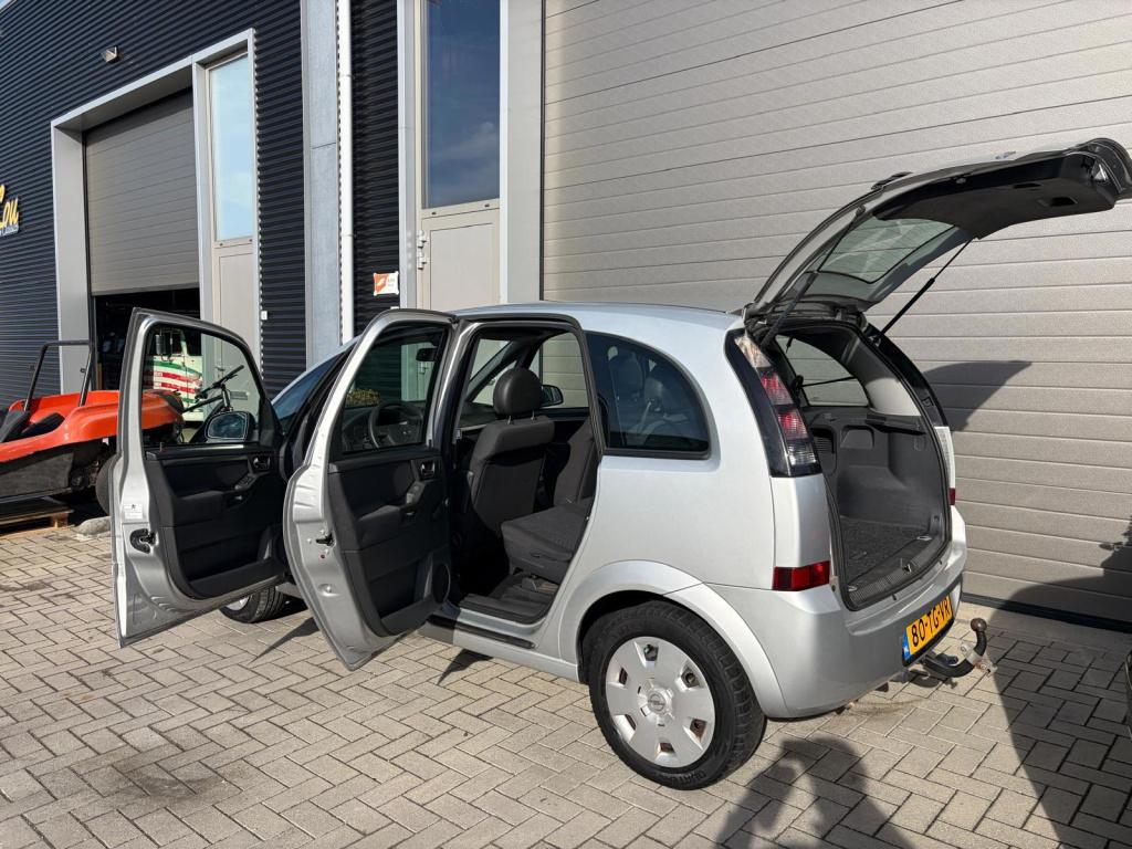 Opel Meriva 1.6-16v enjoy/automaat/129.000 nap/airco/trekhaak/
