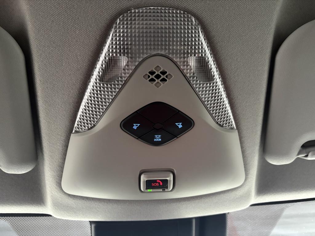 Toyota C-hr 1.8 hybrid dynamic