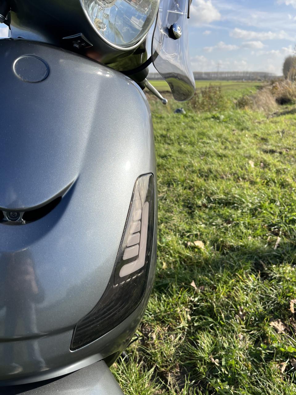 Mooie Sym Fiddle ( blauw kenteken )