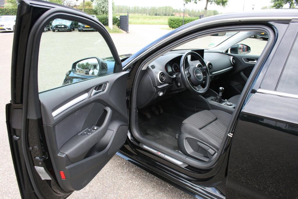 Audi A3 sportback 1.2 tfsi s-line