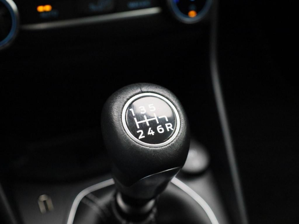 Ford Fiesta 1.0 ecoboost titanium adapt. cruise control - apple carplay/and