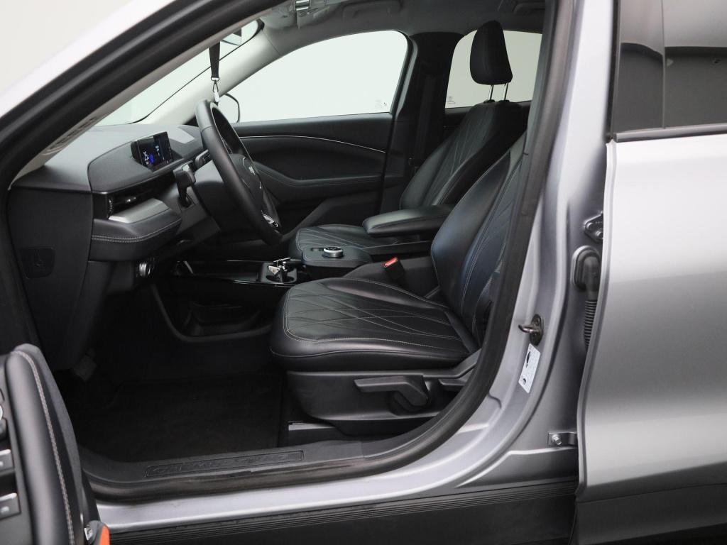 Ford Mustang Mach-e extended rwd 98 kwh | automaat | navigatie | 360 camera