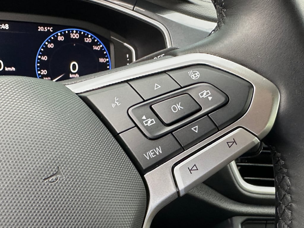 Volkswagen T-roc 1.5 tsi 150pk dsg style carplay | camera | keyless | elek.