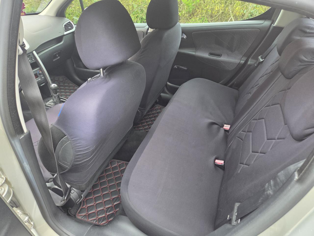 Peugeot 207 1.6 16v benzine