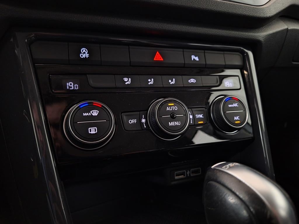 Volkswagen T-roc 1.5 tsi sport | automaat | adapt.cruise