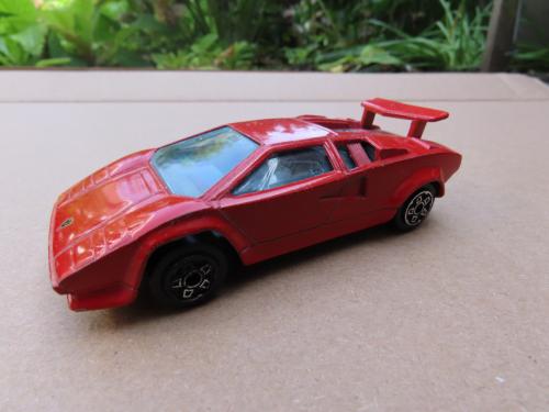 Metalen auto 2