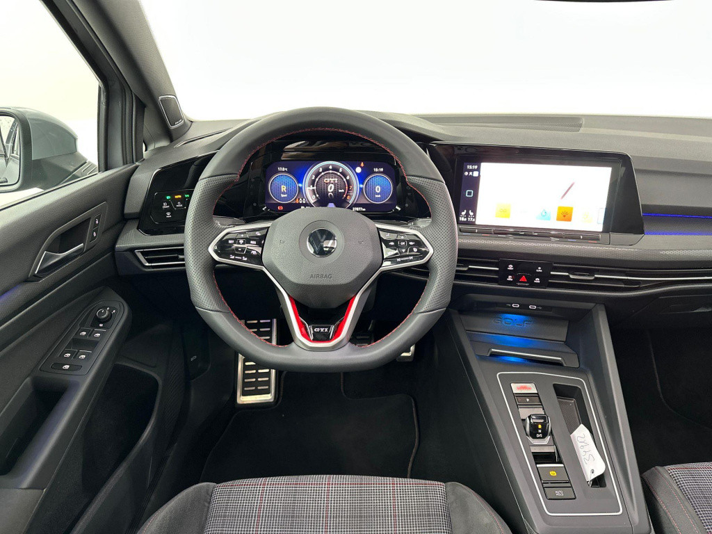 Volkswagen Golf 2.0 tsi gti panorama iq ligth h&k acc
