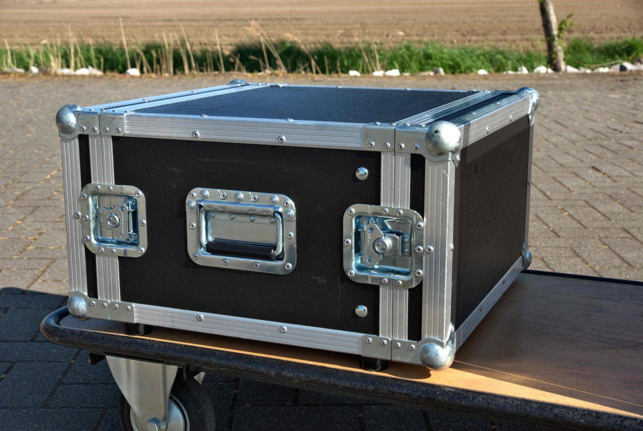 Te koop 19" flightcase