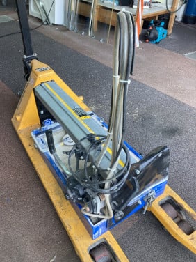 Tegel snijmachine