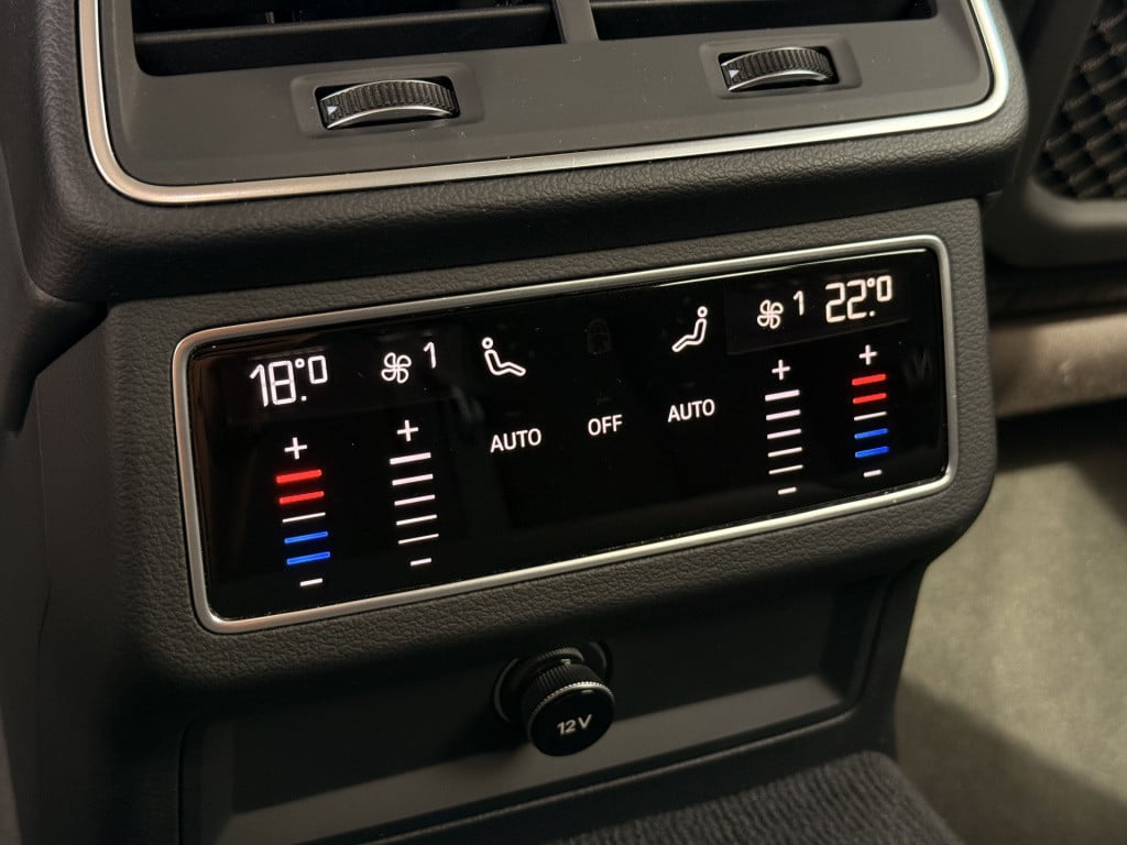 Audi A6 avant 55 tfsi e quattro pro line s competition | acc | bang & olufs