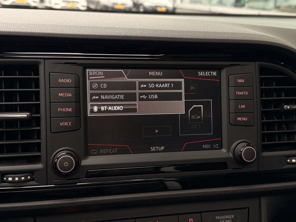 Seat Leon st 2.0 tsi cupra 290 | pano | stoelverwarming | achteruitrijcamer