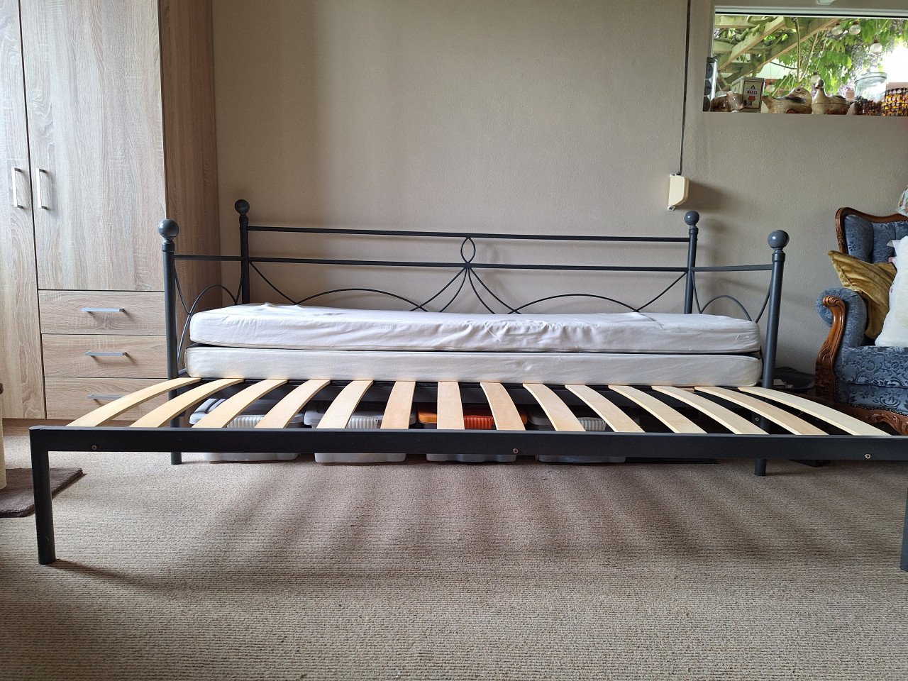 Bed, logeerbed