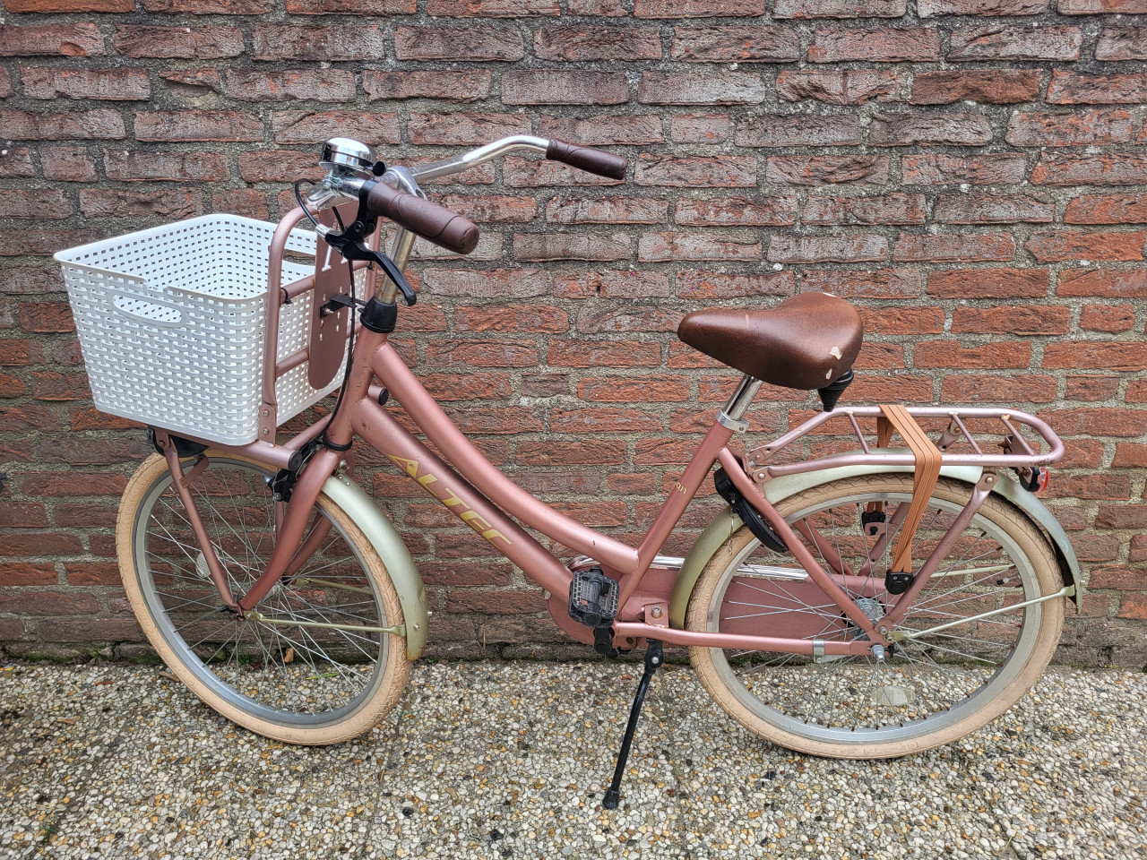 Roze Altec meisjesfiets 24 inch