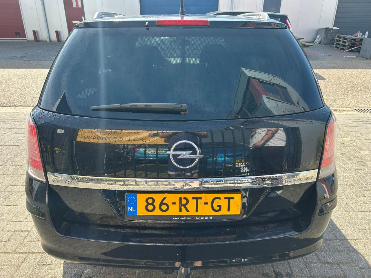 Opel Astra Wagon 1.6 Elegance Auto.Airco Cruise LM Velgen Trekhaak APK