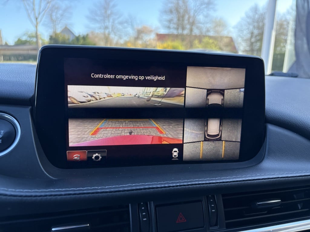 Mazda 6 sportbreak 2.0 s.a.-g luxury aut. sunroof trh. luxe!
