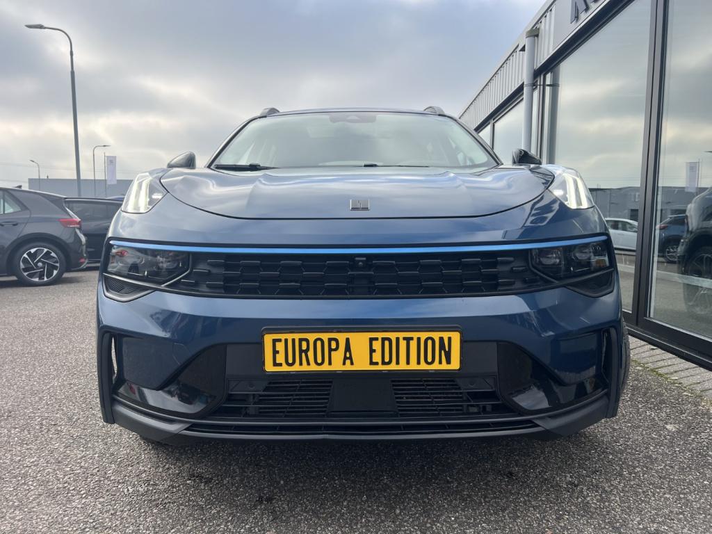 Lynk & Co 01 1.5 261pk phev plug inn hybrid , trekhaak ,pano dak,car play