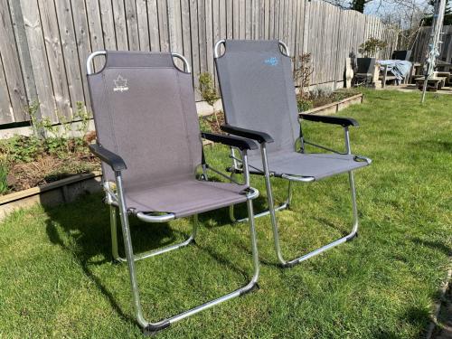 Set van twee comfortabele Bo-Camp campingstoelen