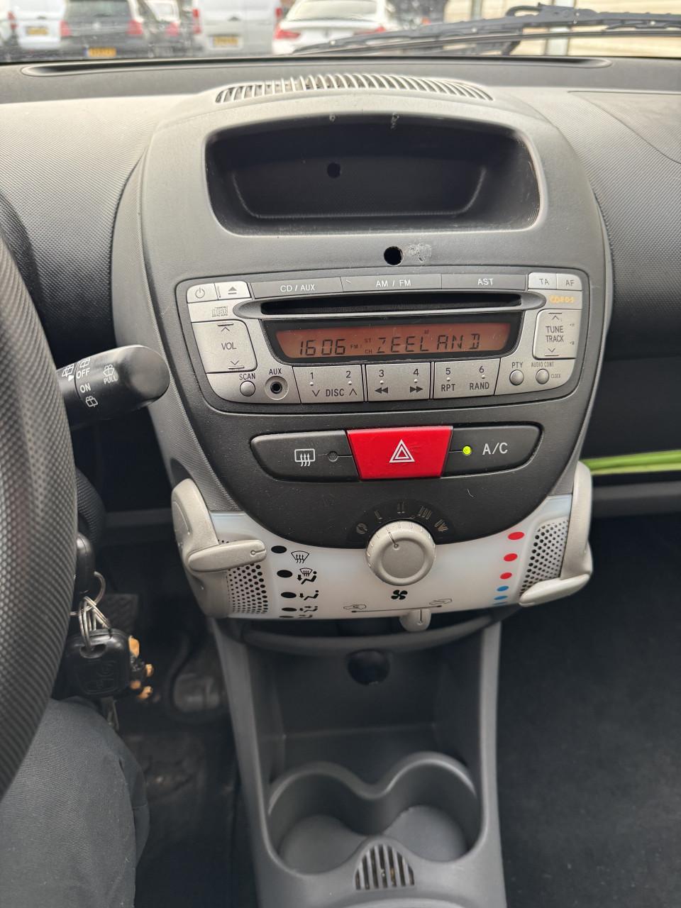 Peugeot 107 1.0-12V Sublime 5 deurs AIRCO NAP ! ! !