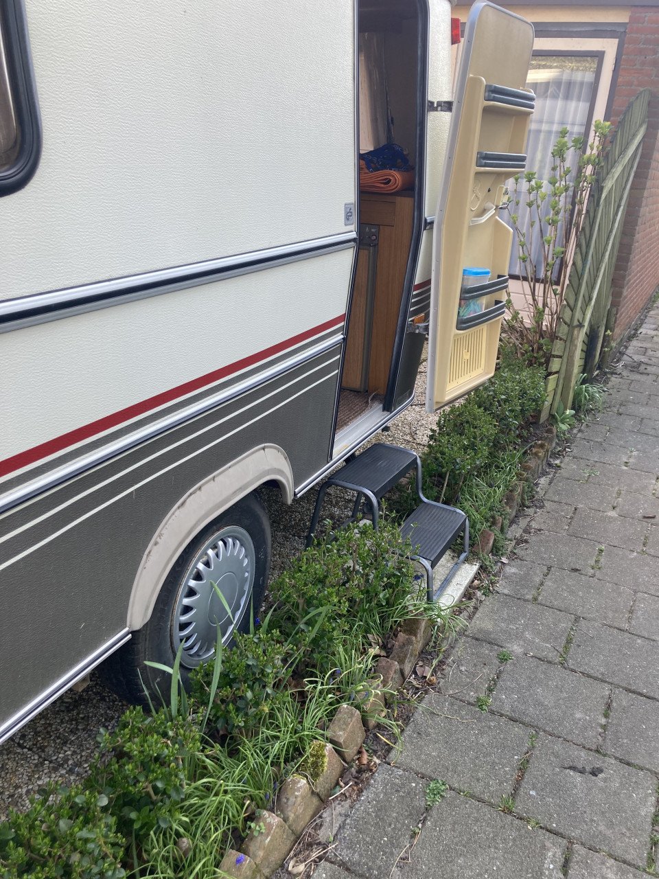 Eiba triton caravan