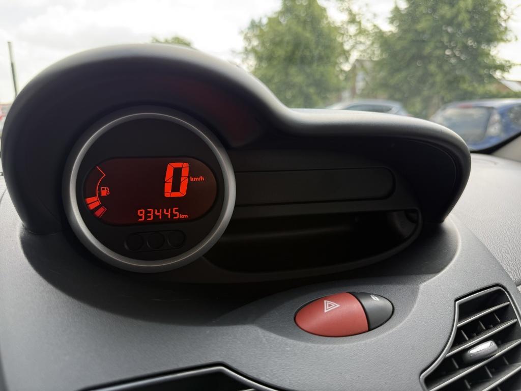Renault Twingo 1.2 16v authentique