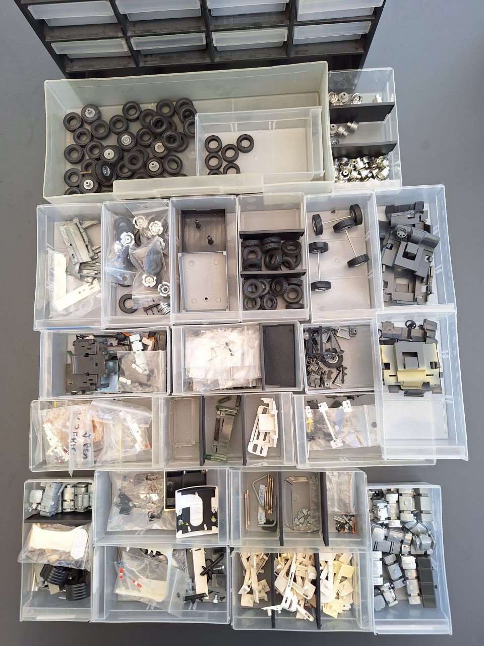 Modelbouw onderdelen 1:50 (grote partij)