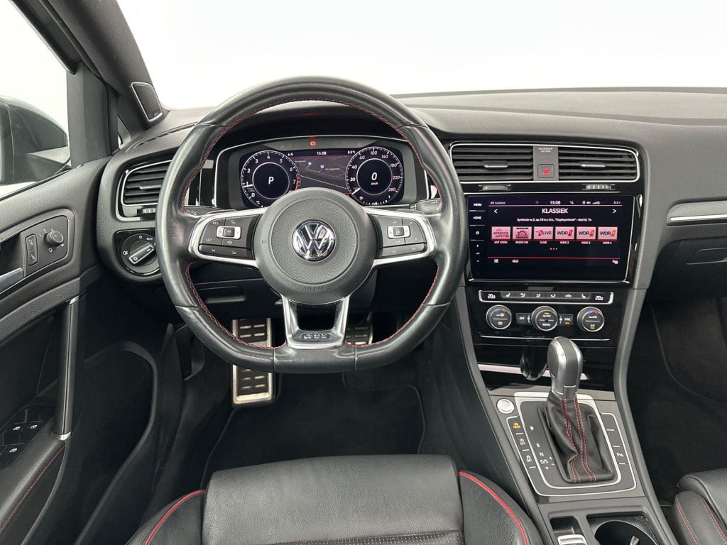 Volkswagen Golf 2.0 tsi gti performance panorama leder dynaudio virtual acc