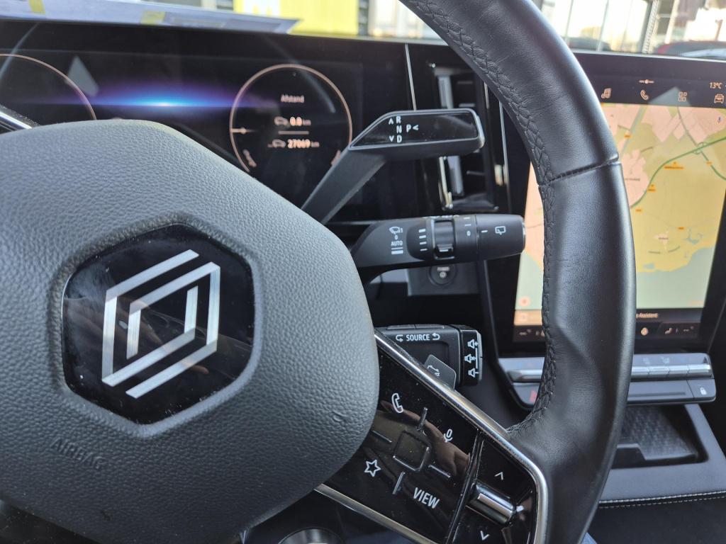 Renault Megane E-tech ev60 optimum charge techno 360° camera, blind spot de