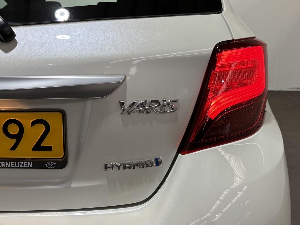 Toyota Yaris 1.5 hybrid lease