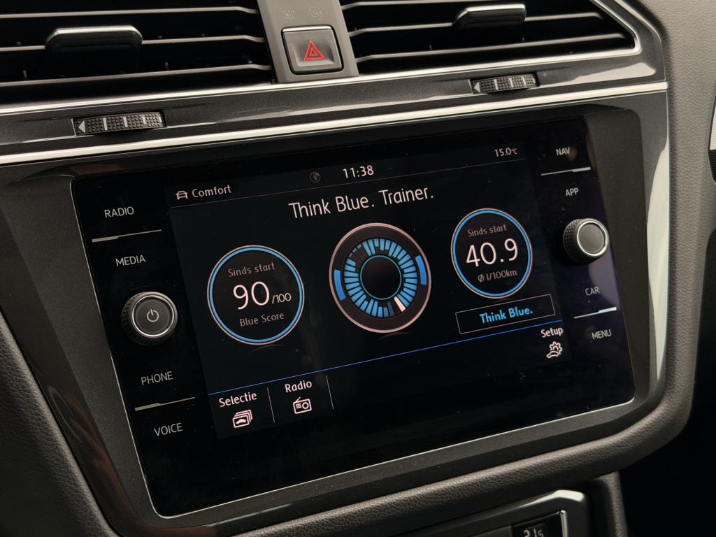 Volkswagen Tiguan 2.0 tsi 4motion r-line 220pk | acc | pano | stoelmassage 