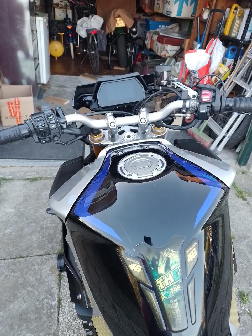 Yamaha mt-10