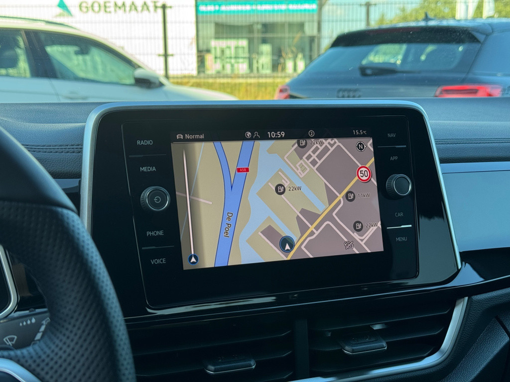 Volkswagen T-roc 1.5 tsi r-line edition * camera * massage * parkeerhulp