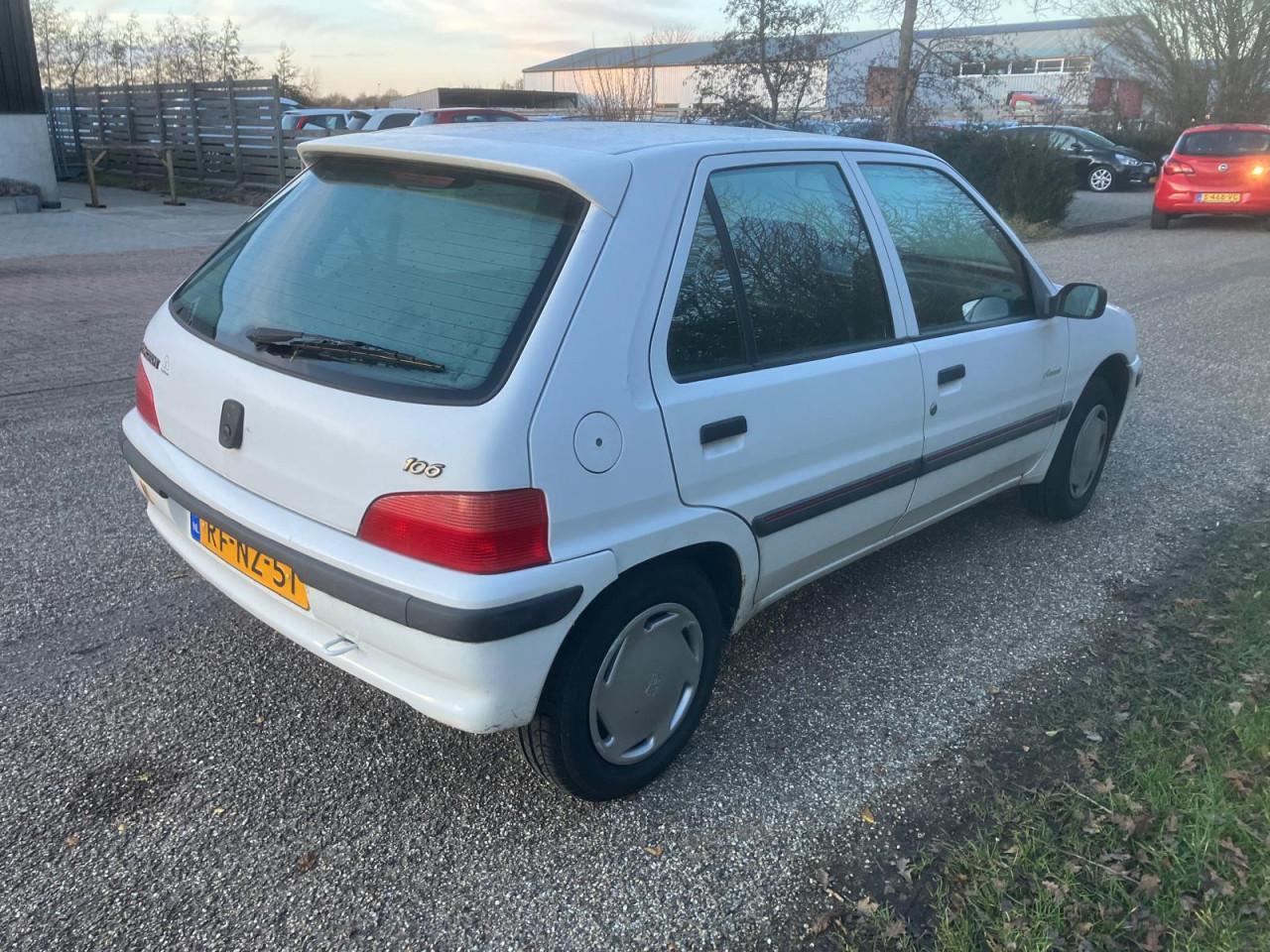 Peugeot 106 1.6 Automaat