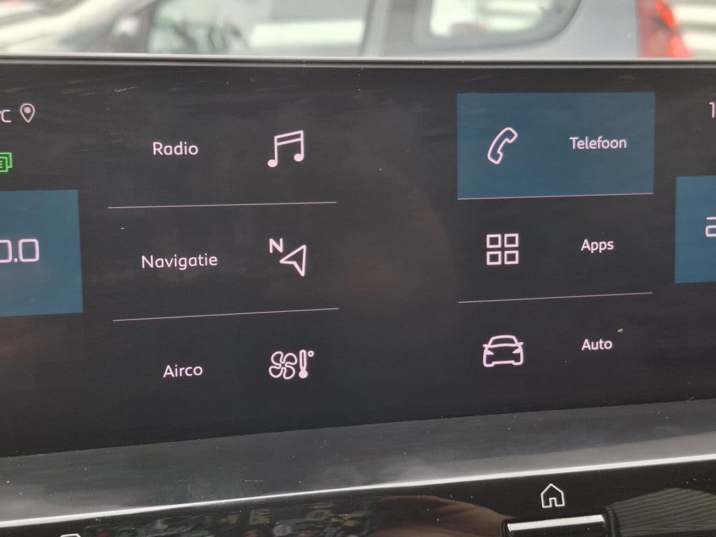 Citroen C4 130 eat8 automaat shine clima/lmv/nav/cam
