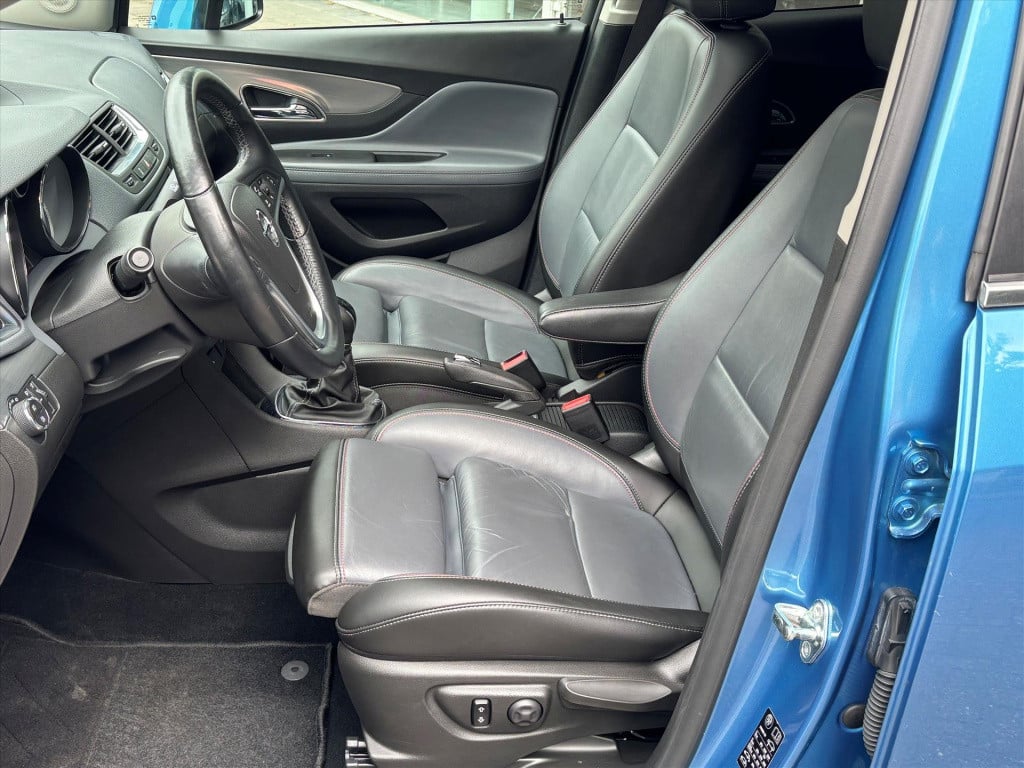 Opel Mokka 1.4 turbo 140pk cosmo| sunroof|trekhaak|leder| stoel-stuurverwar
