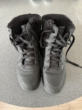 Zwarte hoge sketchers