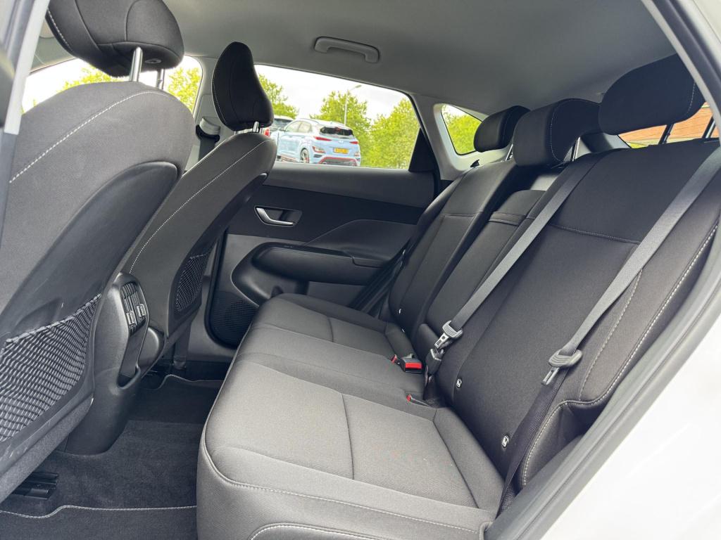 Hyundai Kona 1.6 gdi hev comfort smart