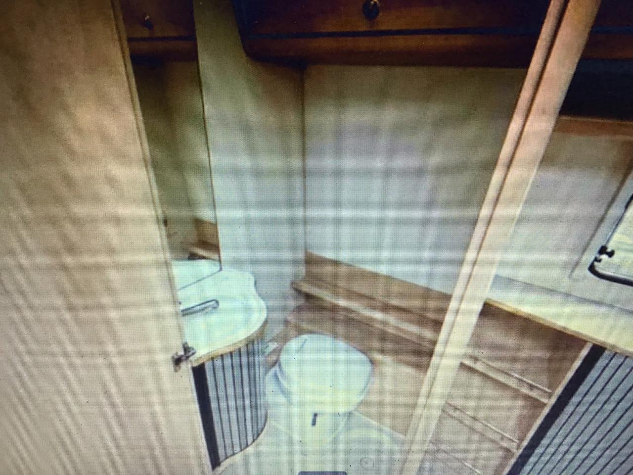 Kip Caravan Shuttle Special 41