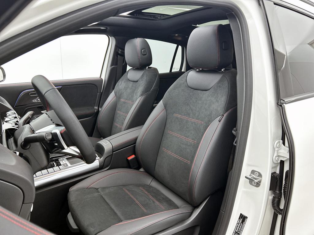 Mercedes-Benz Gla-klasse 180 business solution amg | premium plus pakket | 