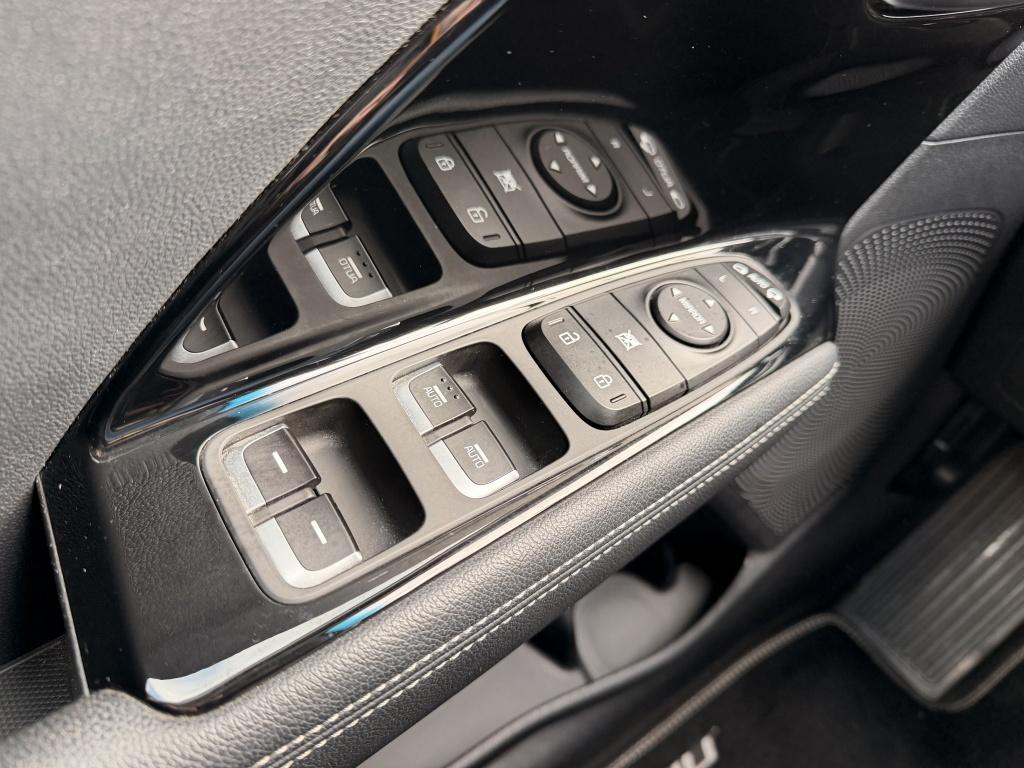 Kia Niro 1.6 gdi hev dynamicline | navigatie | camera | 1e eigenaar