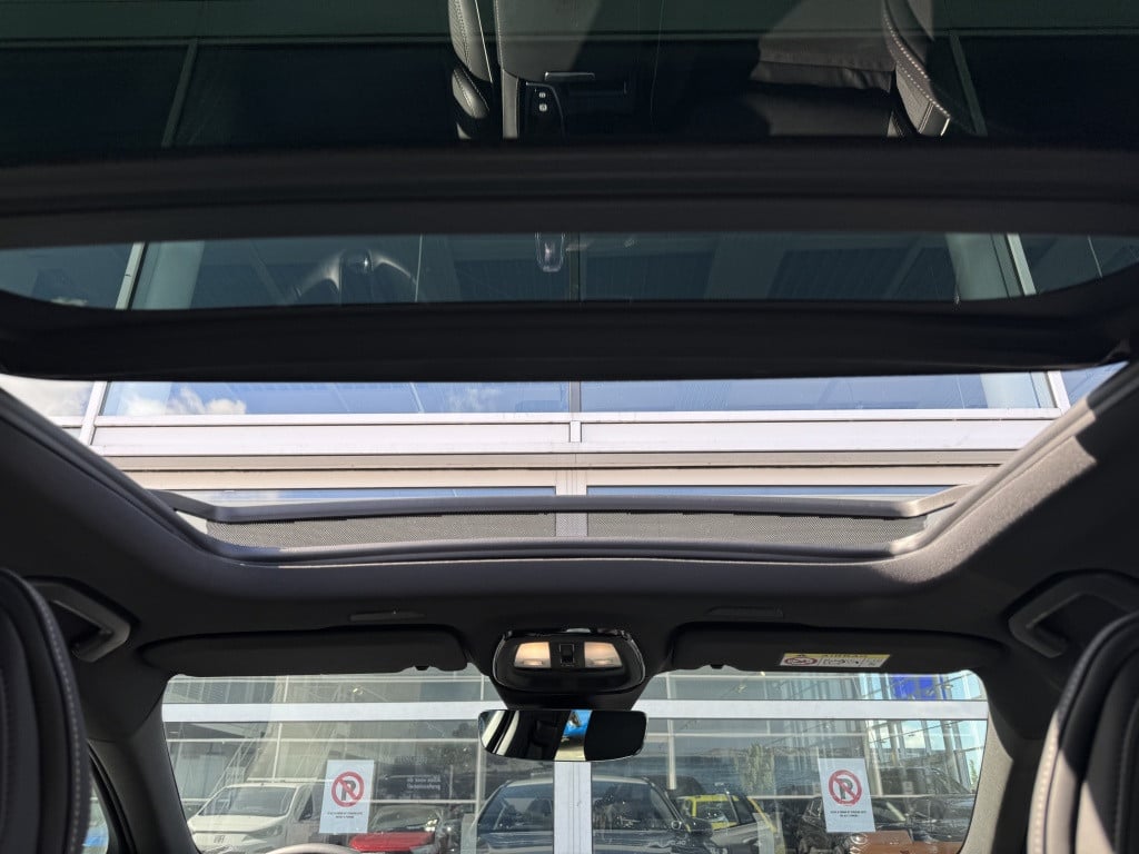 Volvo V60 t6 398pk recharge plus dark| panodak| adap.cruise| trekhaak| 36